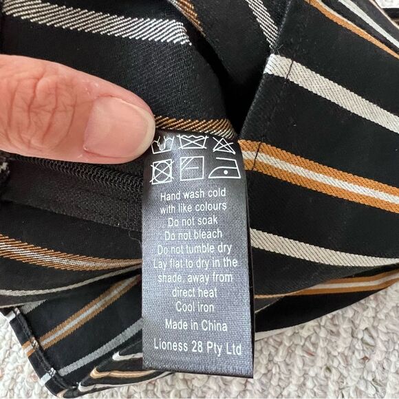 NWT LIONESS Odette Onyx Stripe Top Sz XS - Picture 10 of 15